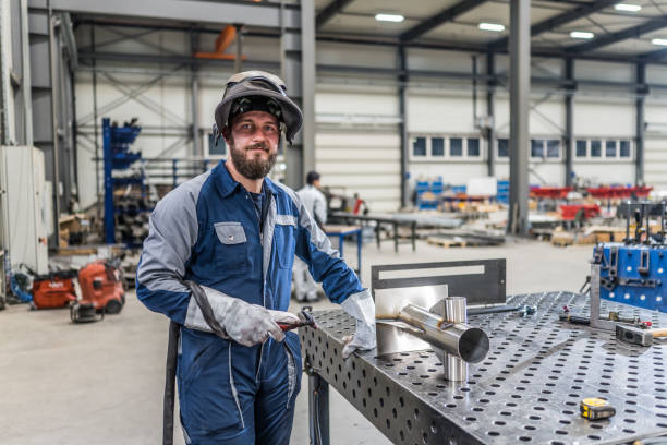 Osawatomie, KS Welder & Metal Fabrication Company